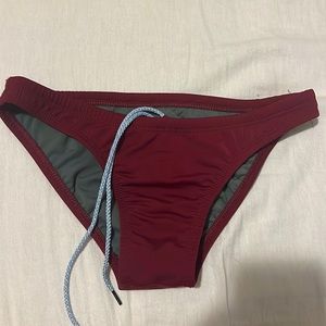 Jolyn Midl bikini bottoms